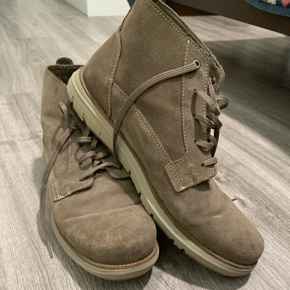 LL Bean Suede Desert Boot